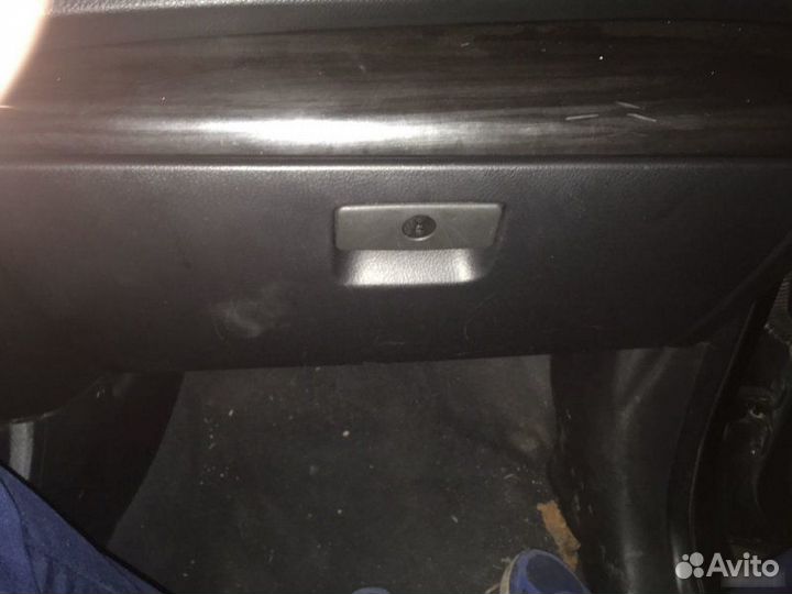 Бардачок Kia Sorento 2 2011