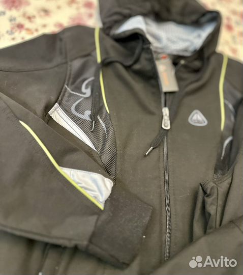 Спортивный костюм унисекс на рост 140