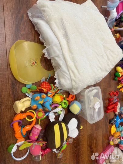 Игрушки для малыша