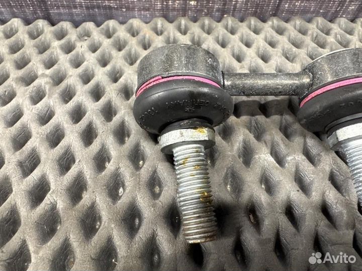 Стойка стабилизатора задняя Bmw X5 E53 M54 2006