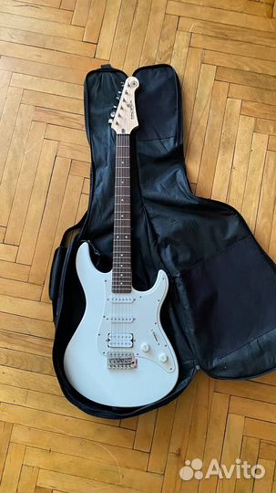 Гитара электрическая Yamaha Pacifica 012, белая