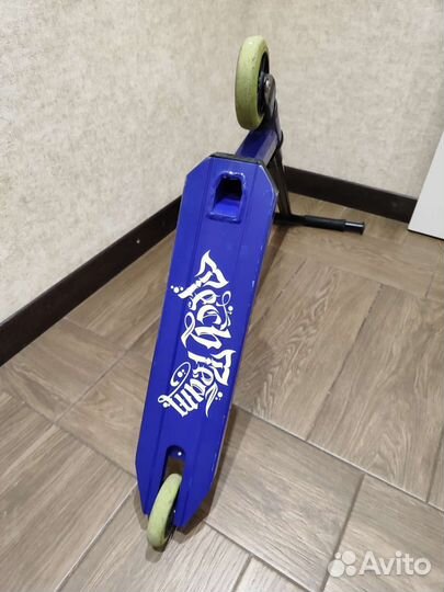 Трюковой самокат