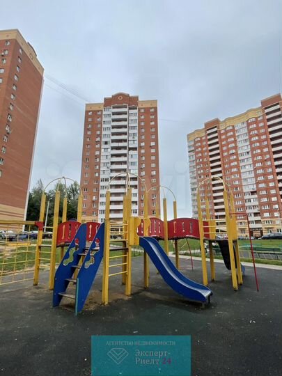 1-к. квартира, 50,1 м², 13/17 эт.