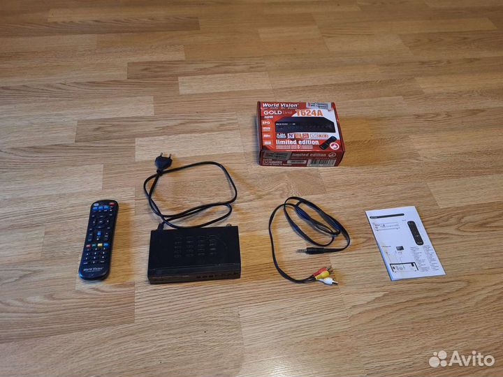 Цифровая приставка World Vision T624A