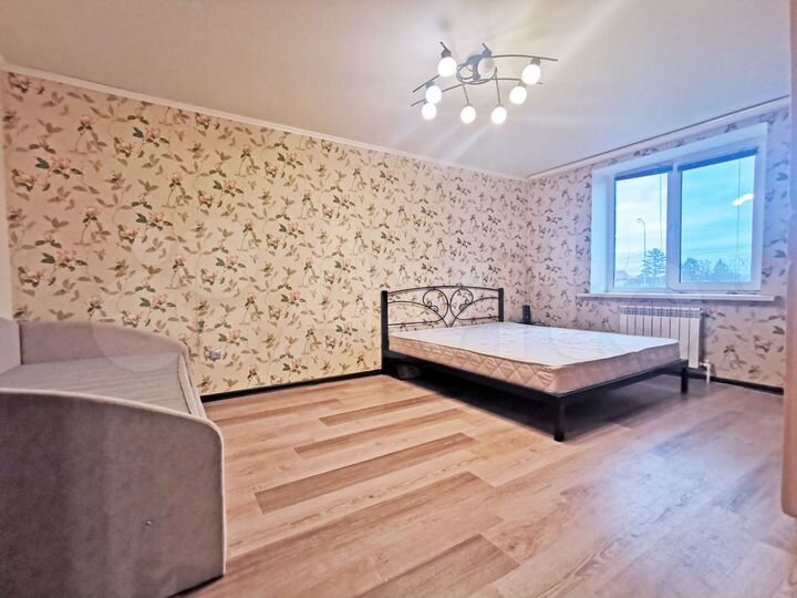 2-к. квартира, 49 м², 1/3 эт.