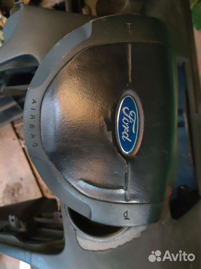 Панель для форд фьюжен и подушка