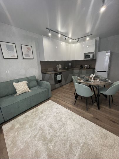 3-к. квартира, 86 м², 2/18 эт.