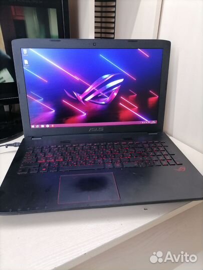 Asus rog i7 6700HQ/12 gb/GTX 960/SSD