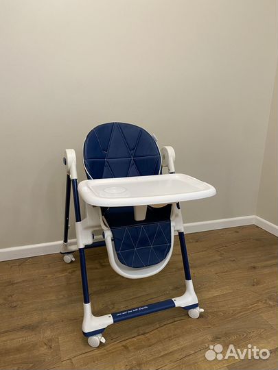 Стульчик для кормления Capella
