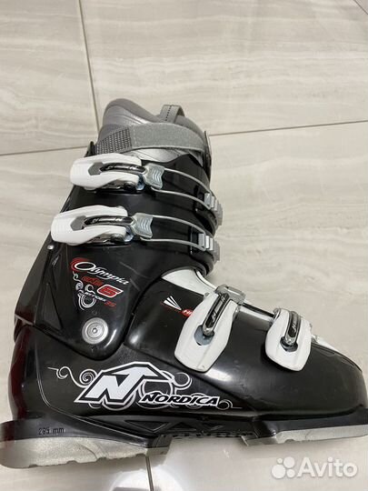 Горнолыжные ботинки nordica