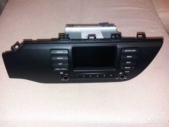 Штатная магнитола автомобиля киa RIO X-lain