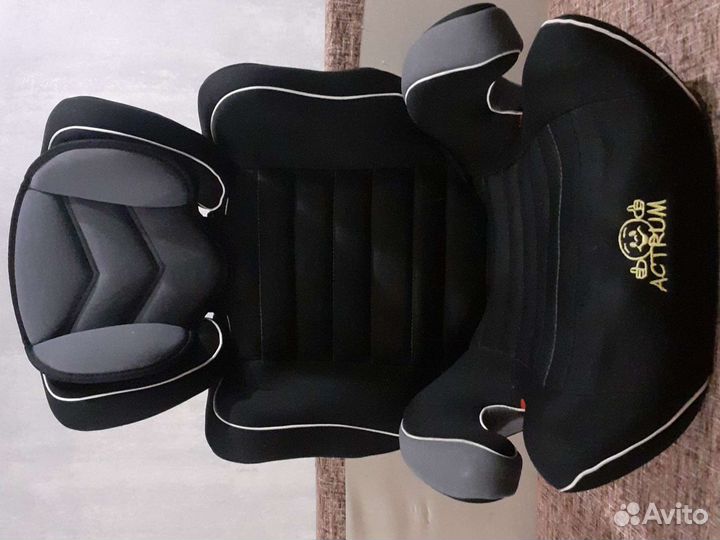 Детское автомобильное кресло