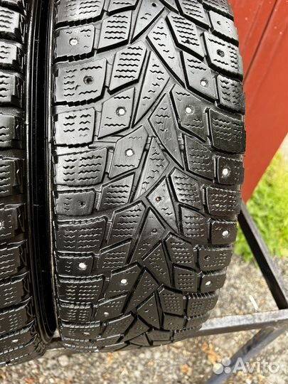 Dunlop SP Winter Ice 02 185/65 R15 92T