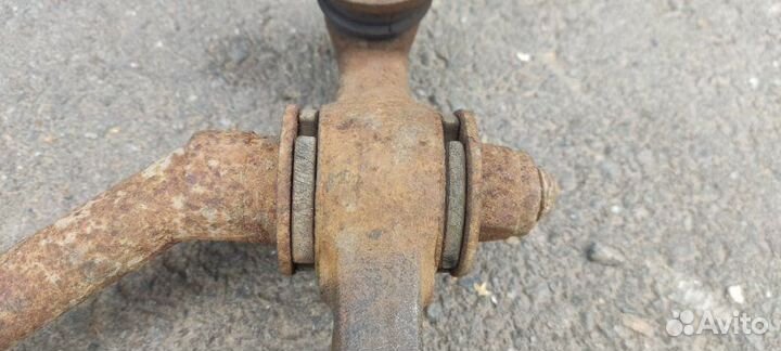 Рычаг подвески нижний передний правый LADA Priora