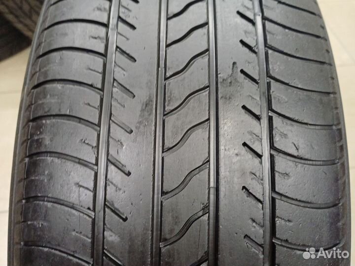 Yokohama BluEarth E70 215/55 R17 93V