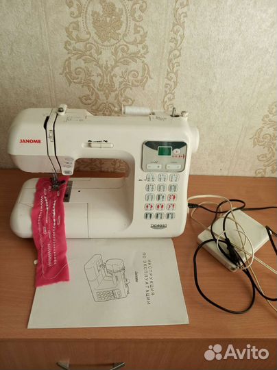 Швейная машина Janome бу