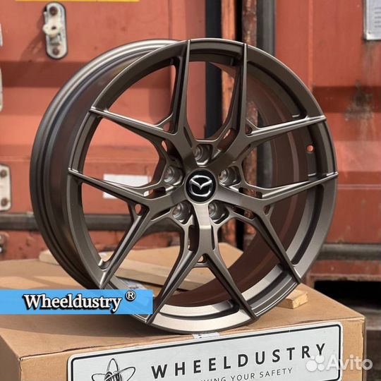 Кованые диски R18 Vossen Mazda CX5