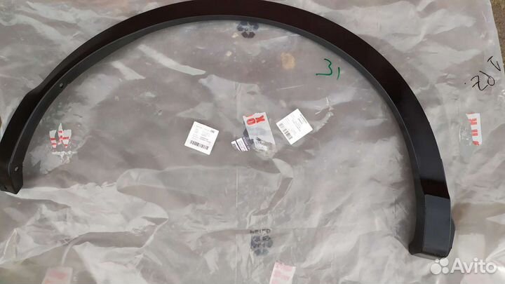 Накладка на заднюю правую дверь Nissan Qashqai