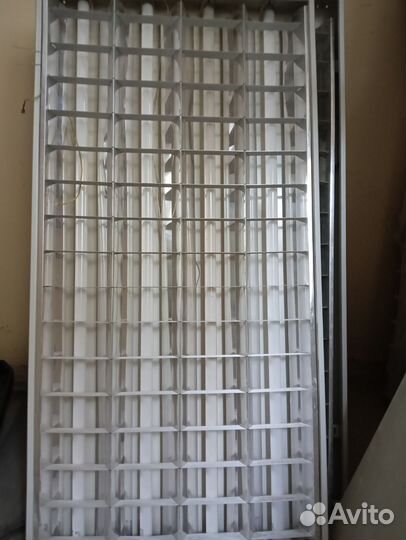 Светильник потолочный встраиваемый