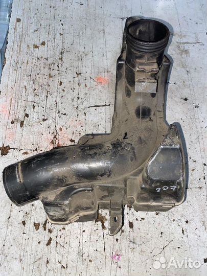 Резонатор воздушного фильтра Peugeot 307