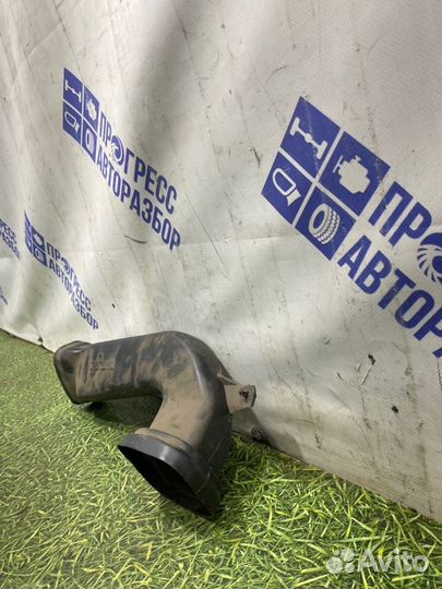 Воздуховод Ford Focus 1 седан 2.0 2002