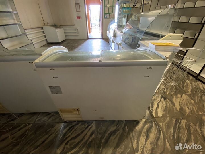 Холодильная витрина Ларь