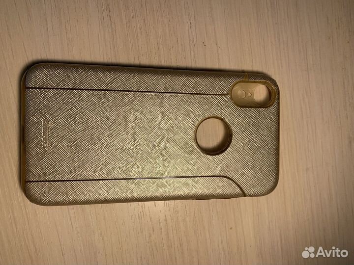 Чехлы на iPhone XR