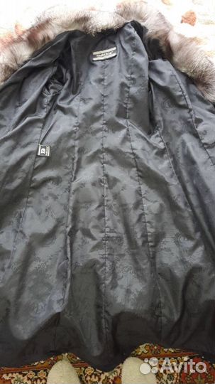 Шуба Мутоновая с песцовым воротником