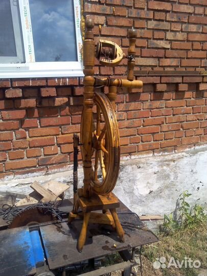 Деревянная прялка