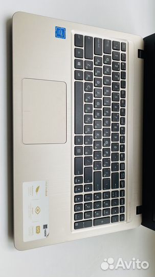 Ноутбук Asus