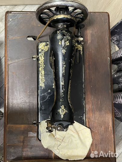 Антиквариат швейная машинка Zinger