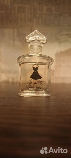 Guerlain La Petite Robe Noire