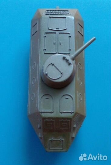 Игрушка бтр СССР