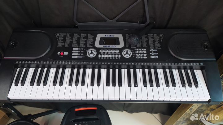 Синтезатор Tesler Kb профессиональный