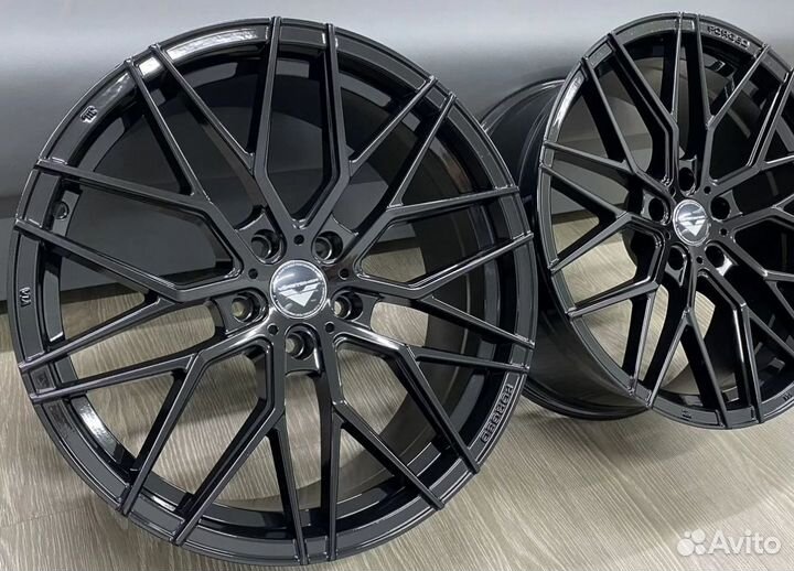 Диски одноширокие VF107 R18 5-120 на BMW F-series