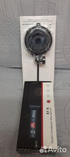 Студийный микрофон