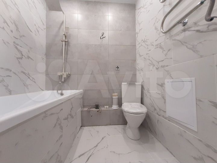 1-к. квартира, 40 м², 8/10 эт.