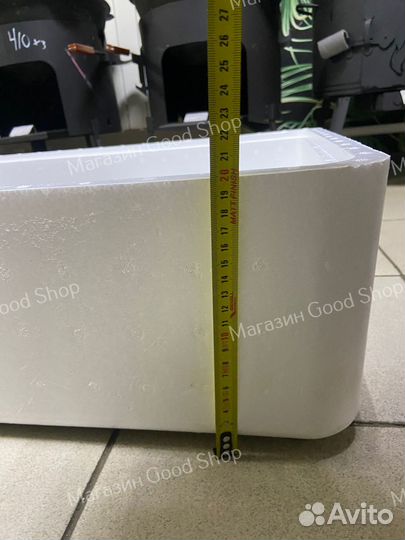 Инкубатор новый на 77 яйца