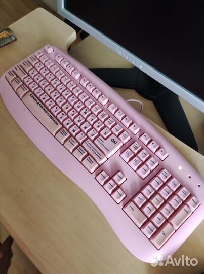 Продам клавиатуру