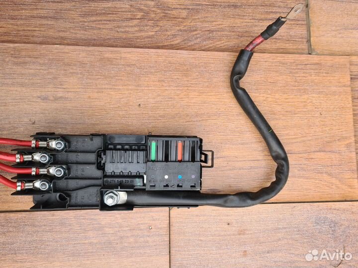 Блок предохранителей Mercedes W211 W219