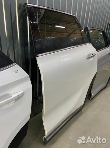 Дверь задняя левая Kia Sorento Prime