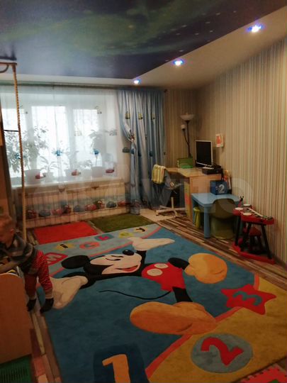 4-к. квартира, 111 м², 1/9 эт.