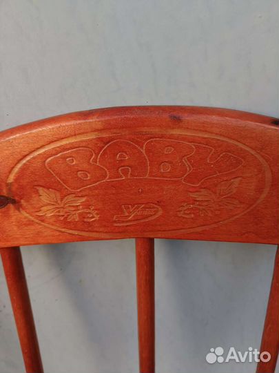 Детская кроватка с маятником