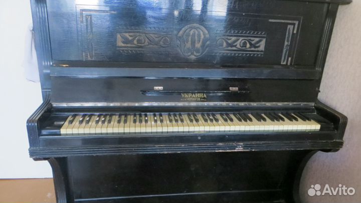 Продаю пианино