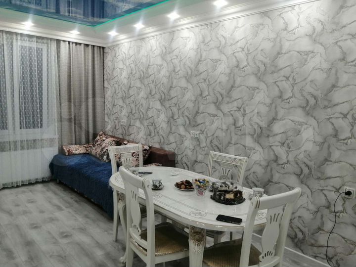 2-к. квартира, 53 м², 3/9 эт.