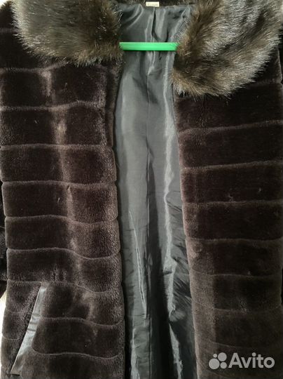 Шуба женская искуственная 46 48