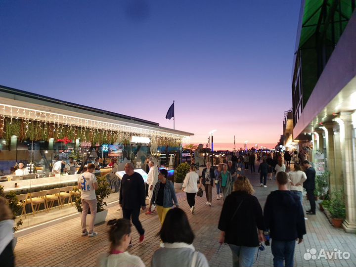 Бармен в ресторан