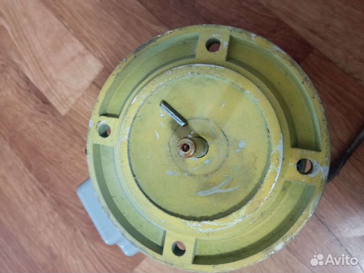 Электродвигатель