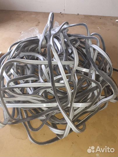 Уплотнитель щеточный для шкафа купе 7на6мм 30метр