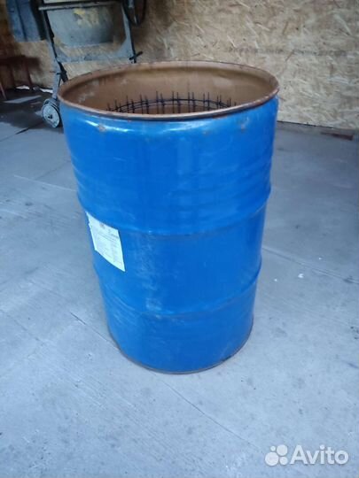 Бочка 200 литров металлическая